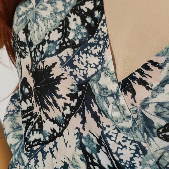 - BEBE Long green and pink dress ,size Small - Picture 10 of 17